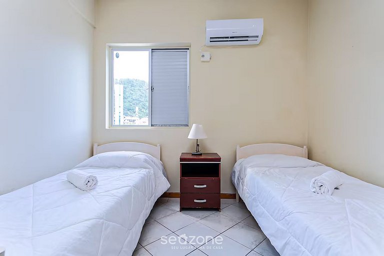 Apto con vista al mar, 200m de Praia Brava CTA022 Seazone