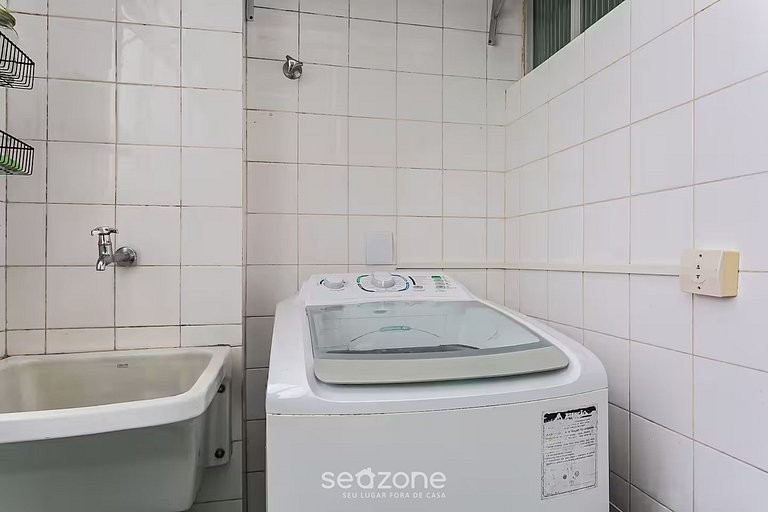 Apto con vista al mar, 200m de Praia Brava CTA022 Seazone