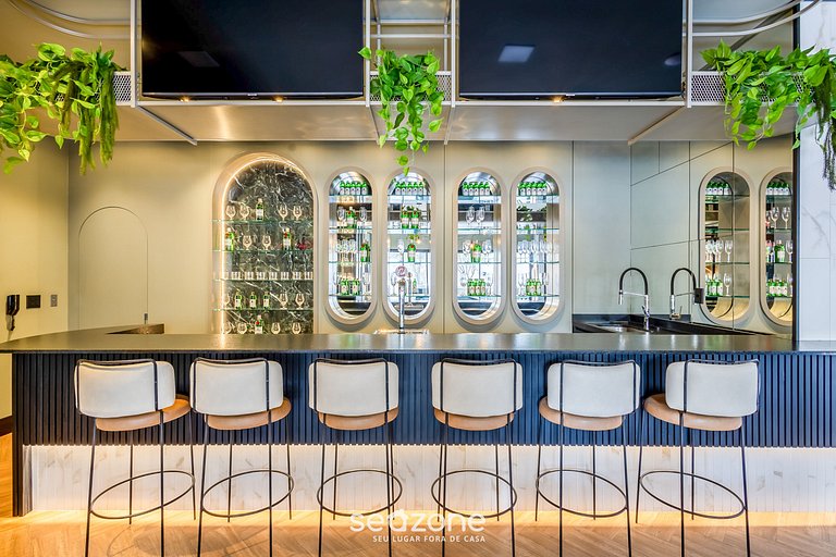 Apto em cond. c/ piscina a 350m da Praia - IFT1208