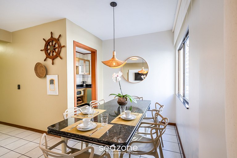 Hermoso apto a 1 cuadra del mar Meia Praia EIS305