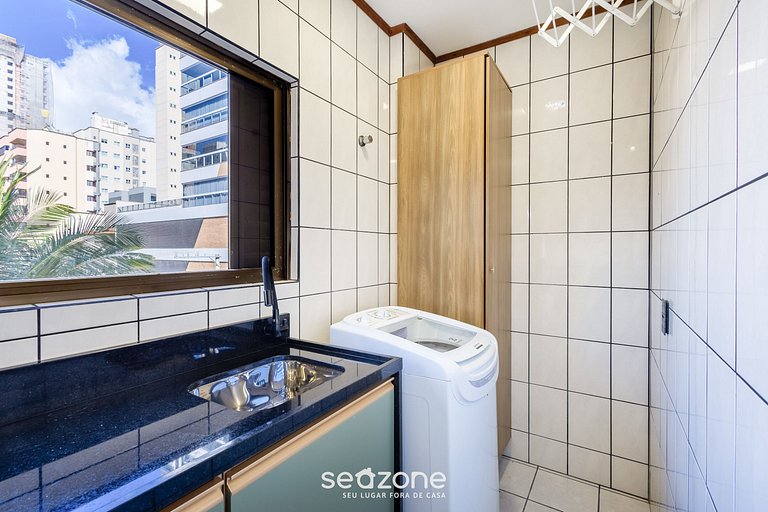 Hermoso apto a 1 cuadra del mar Meia Praia EIS305