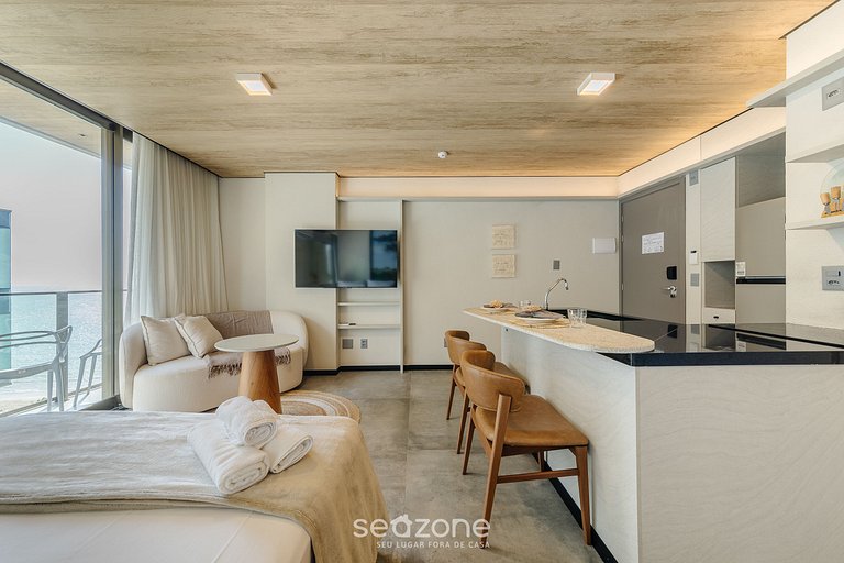 Hermoso Estudio con Vista Lateral al Mar NWT1308