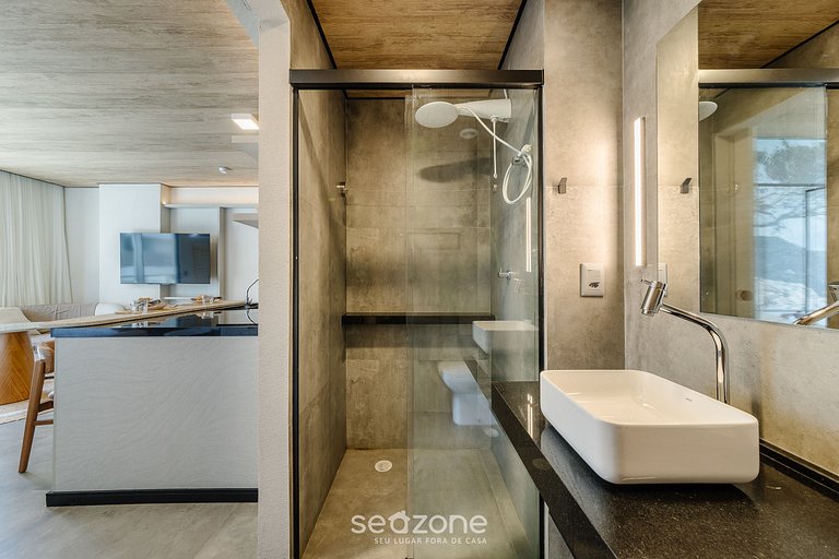 Hermoso Estudio con Vista Lateral al Mar NWT1308