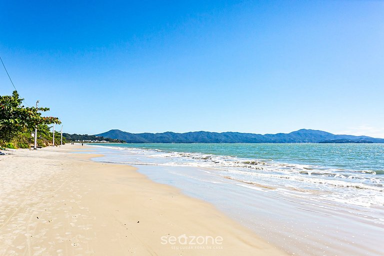 Resort à beira-mar na Praia de Jurerê JBV165
