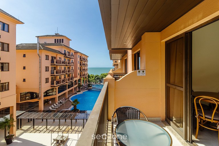 Suíte com bela vista mar/piscina Jurerê JBV248