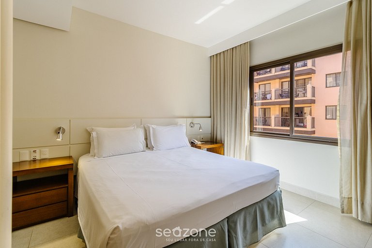 Suite con hermosa vista al mar/piscina Jurerê JBV248