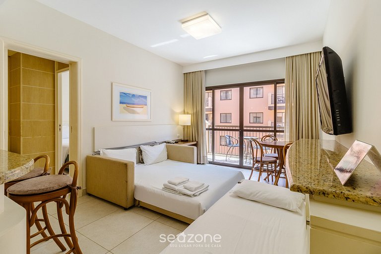 Suite con hermosa vista al mar/piscina Jurerê JBV248