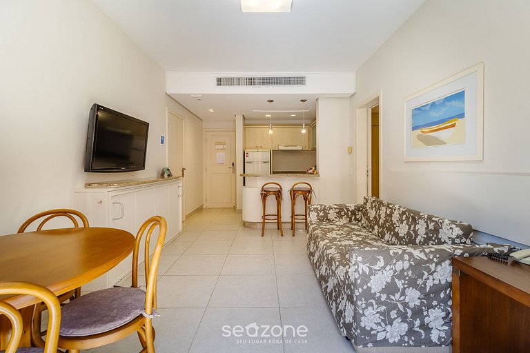 Suite con hermosa vista al mar/piscina Jurerê JBV248