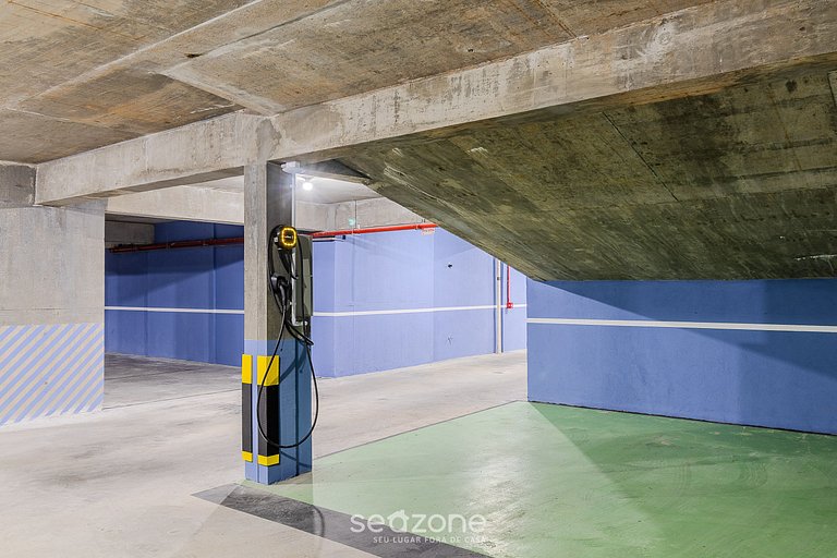 Studio moderno em prédio com piscina RUP0603