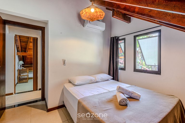 Casa 3Q Pé na Areia c/ churrasq. Bombinhas SDN042