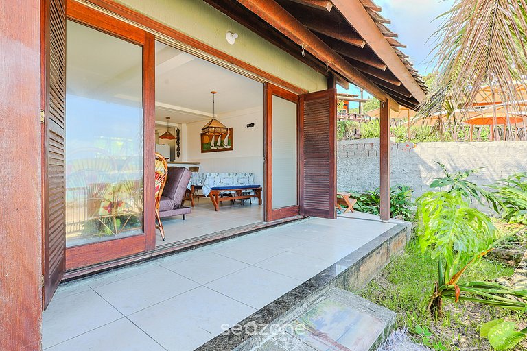 Casa 3Q Pé na Areia c/ churrasq. Bombinhas SDN042