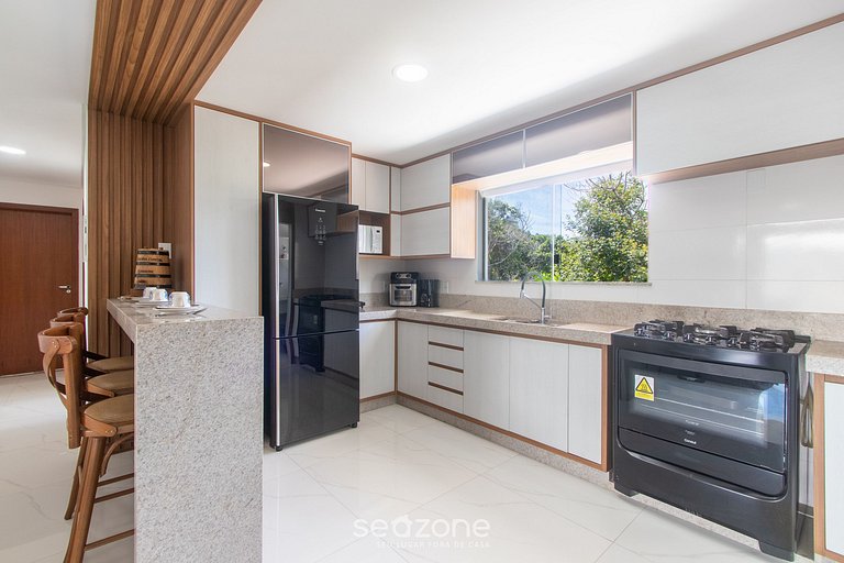 Apto c/ Churrasq. em Cond. c/ Piscina MUT0056