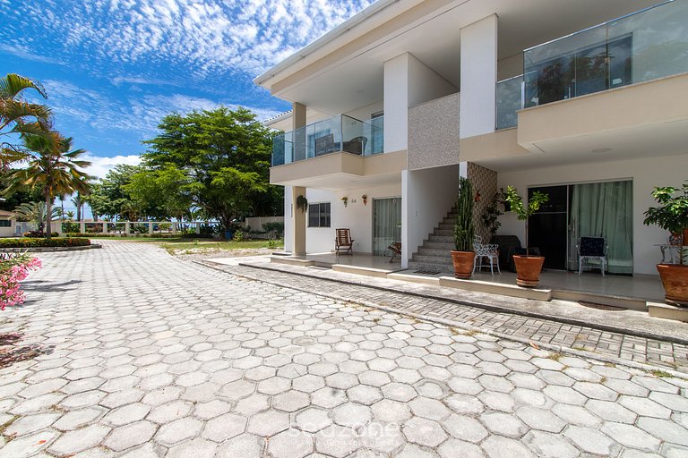 Apto c/ Churrasq. em Cond. c/ Piscina MUT0056