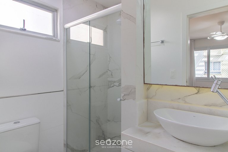 Apto Vista mar c/ 3Q no centro de BC EOA0803