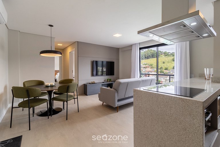 Vista Increíble de la Ciudad y las Montañas CZZ0602