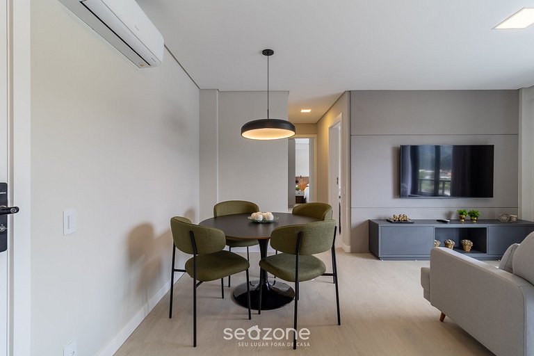 Vista Increíble de la Ciudad y las Montañas CZZ0602