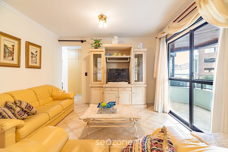 Apt 3Q c/ Churrasqueira a 80m da Praia ERV0101