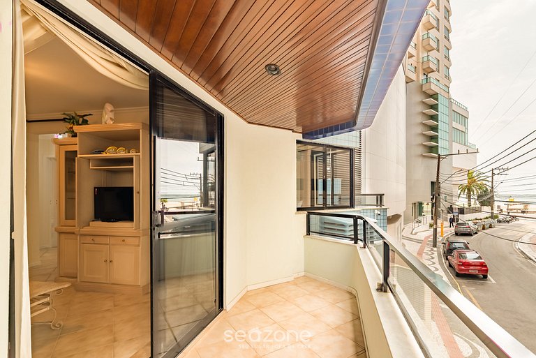 Apt 3Q c/ Churrasqueira a 80m da Praia ERV0101