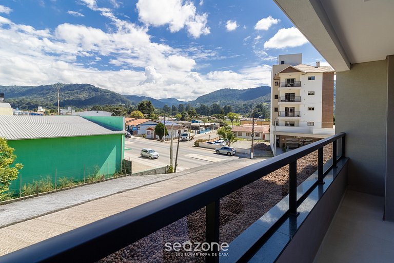 Apartamento c balcón y vistas a la montaña CZZ0302