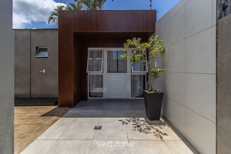 Estudio moderno en Sta. Mónica ASK002