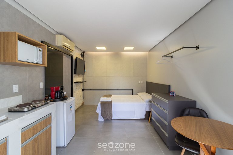 Estudio moderno en Sta. Mónica ASK002