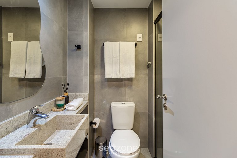 Studio de Luxo e Sofisticado c/ Garagem LBO203