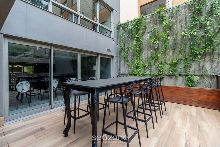 Studio de Luxo e Sofisticado c/ Garagem LBO203