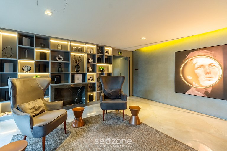 Studio de Luxo e Sofisticado c/ Garagem LBO203