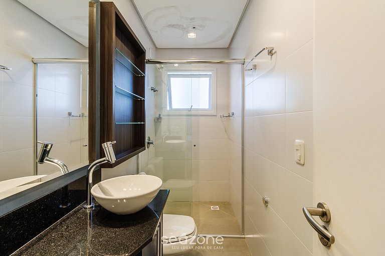 Belo apto com churrasqueira em Gramado CAP0302