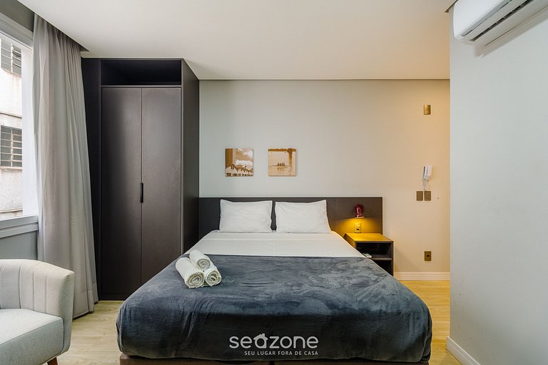 Sudio no centro histórico PoA-RS TCO0616