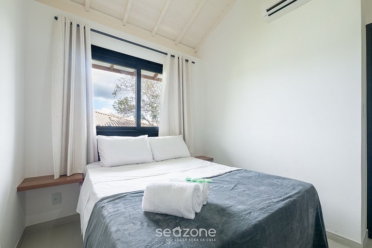 Apto em Cond. c/piscina em Praia do Forte CVAF0220