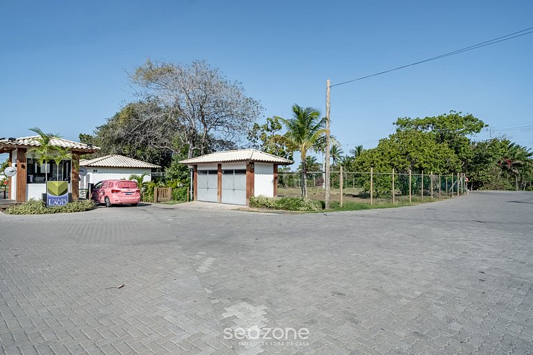 Apto em Cond. c/piscina em Praia do Forte CVAF0220