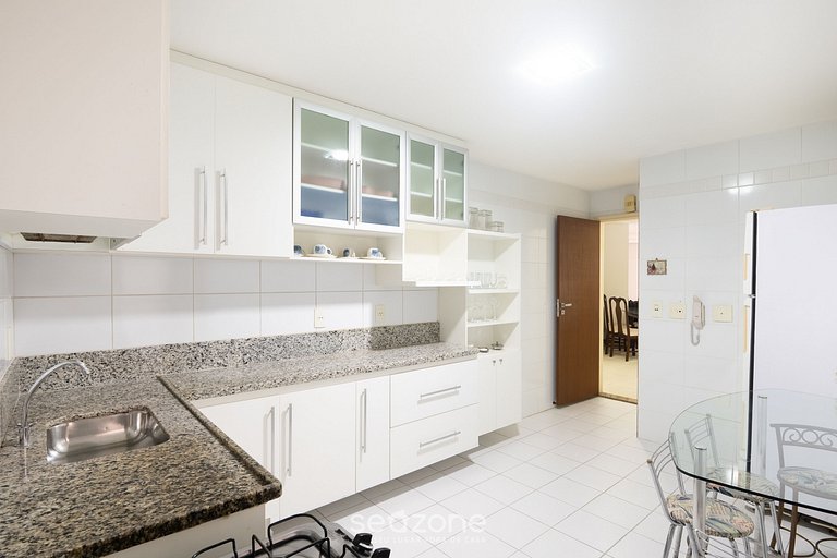 Apto en el centro, a 300 de la playa - VEL0102