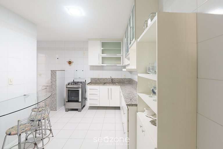 Apto no centro, a 300m da praia - VEL0102