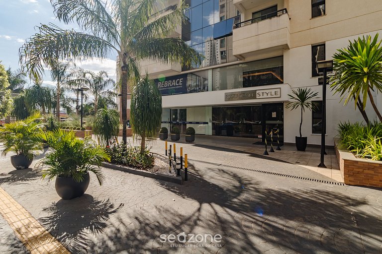 Apto ao lado do Shopping Flamboyant - ESS0505