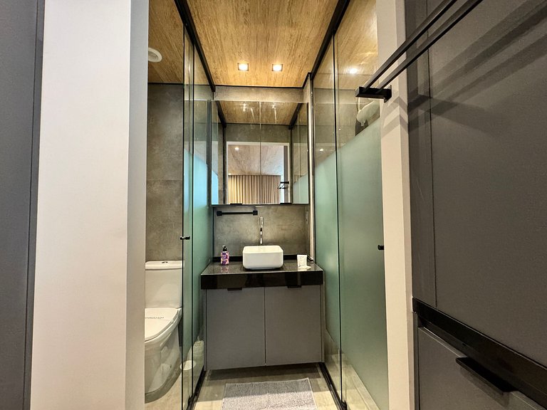 Elegante estudio con vista lateral al mar NWT0907