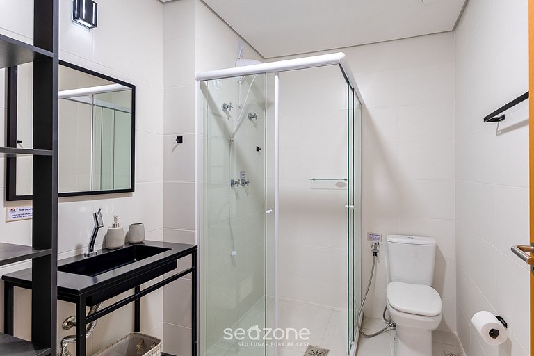 Apto moderno con piscina cerca de la playa AVR0203