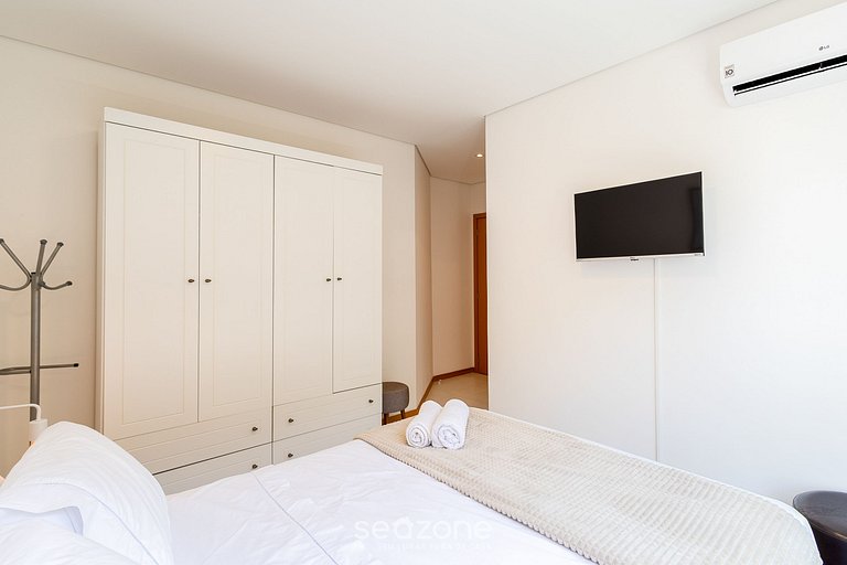 Apto moderno con piscina cerca de la playa AVR0203