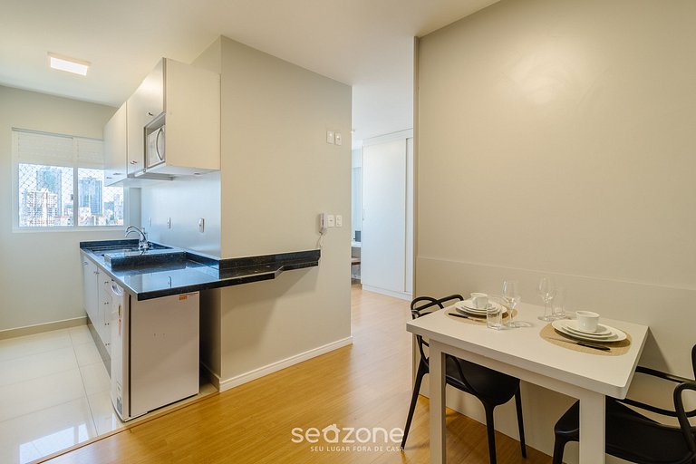 Apto em cond. com piscina em Blumenau – PEM1301