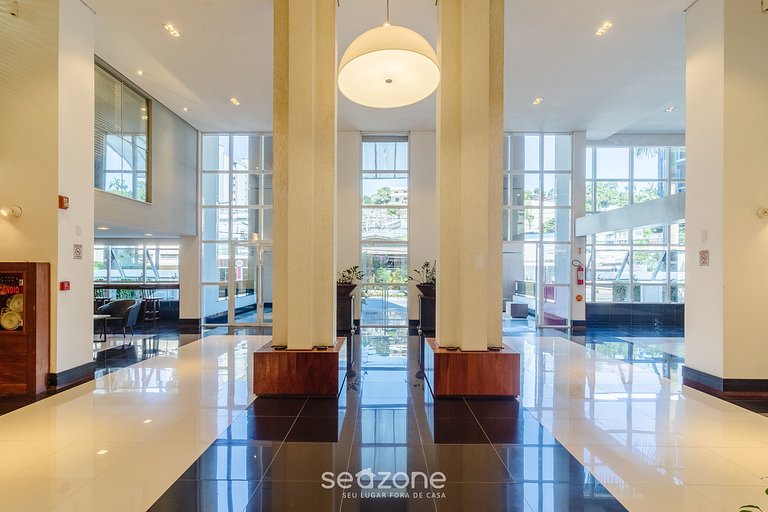 Apto en cond. con piscina en Blumenau – PEM1301