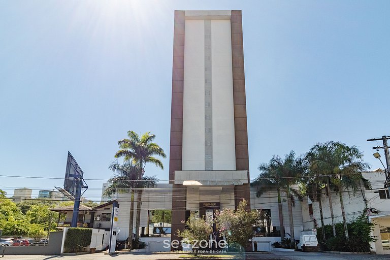 Apto en cond. con piscina en Blumenau – PEM1301