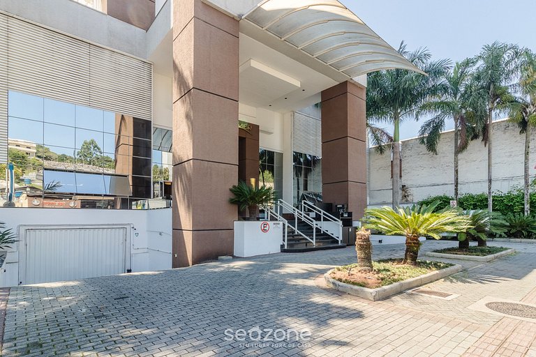 Apto en cond. con piscina en Blumenau – PEM1301