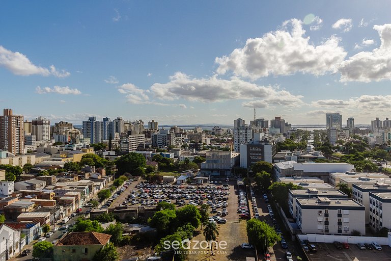 Lindo Apto em Cond. c/ Piscina e Garagem RPF0605
