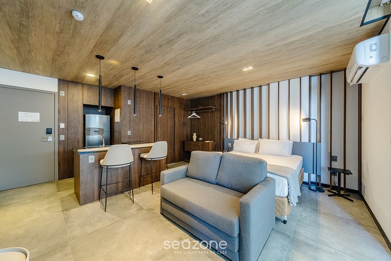 Hermoso Estudio con Vista Lateral al Mar NWT0504