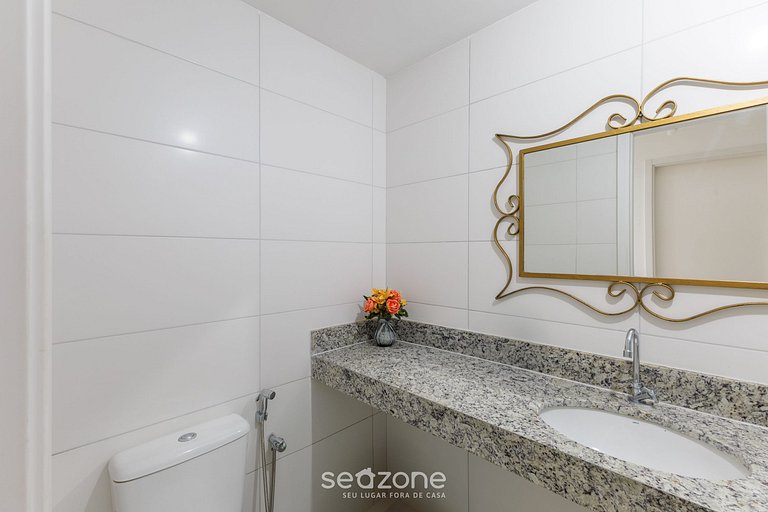 Apto en Cond. Junto al mar con piscina CPK0803