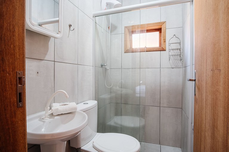 Cabaña acogedora 10 min de Praia do Rosa – PRJ025