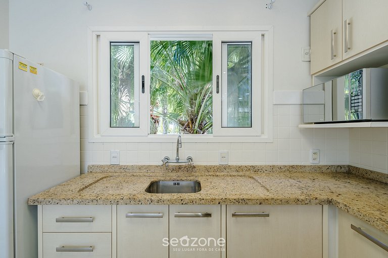 Hermoso apto a 450 m de Lagoa da Conceição CRM0201