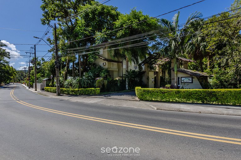 Belo Apartamento a 450m Lagoa da Conceição CRM0201