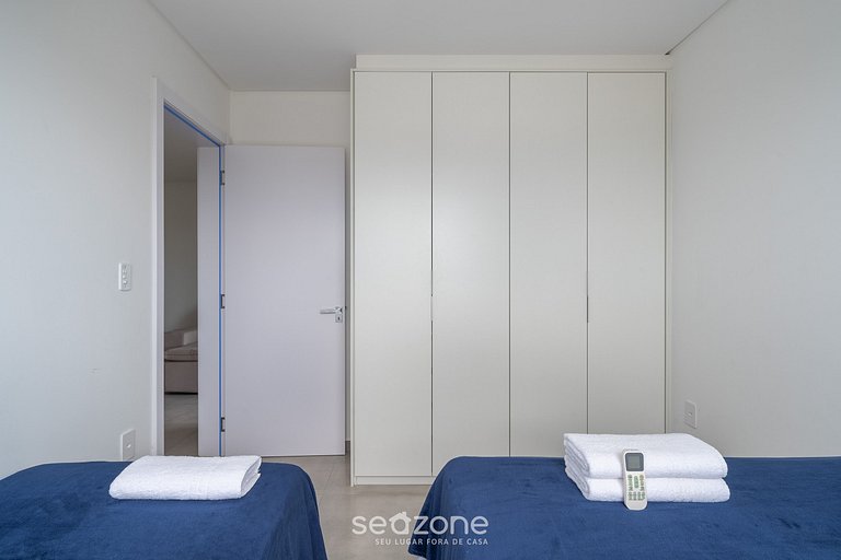 Bom apto c/2 quartos e varanda em Itapema RSN301