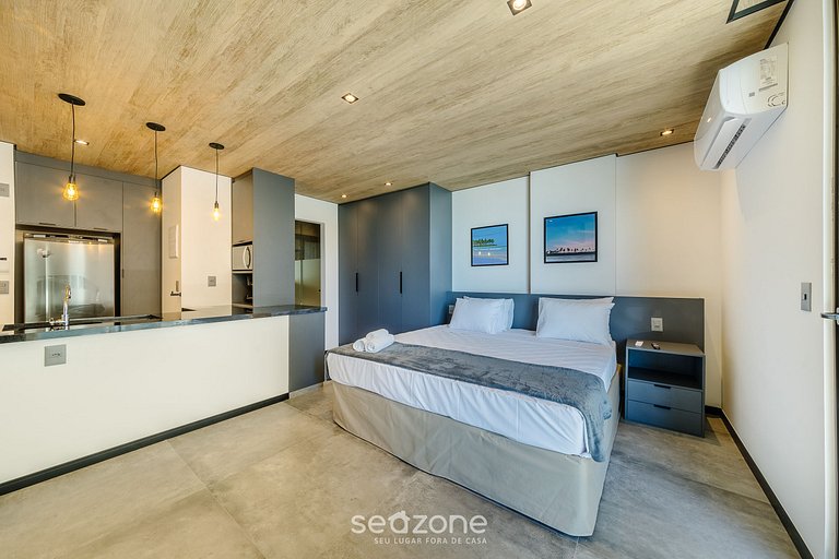 Hermoso Estudio con Vista Lateral al Mar NWT0908